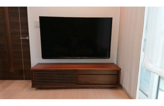 こもれび家具　テレビボード設置後